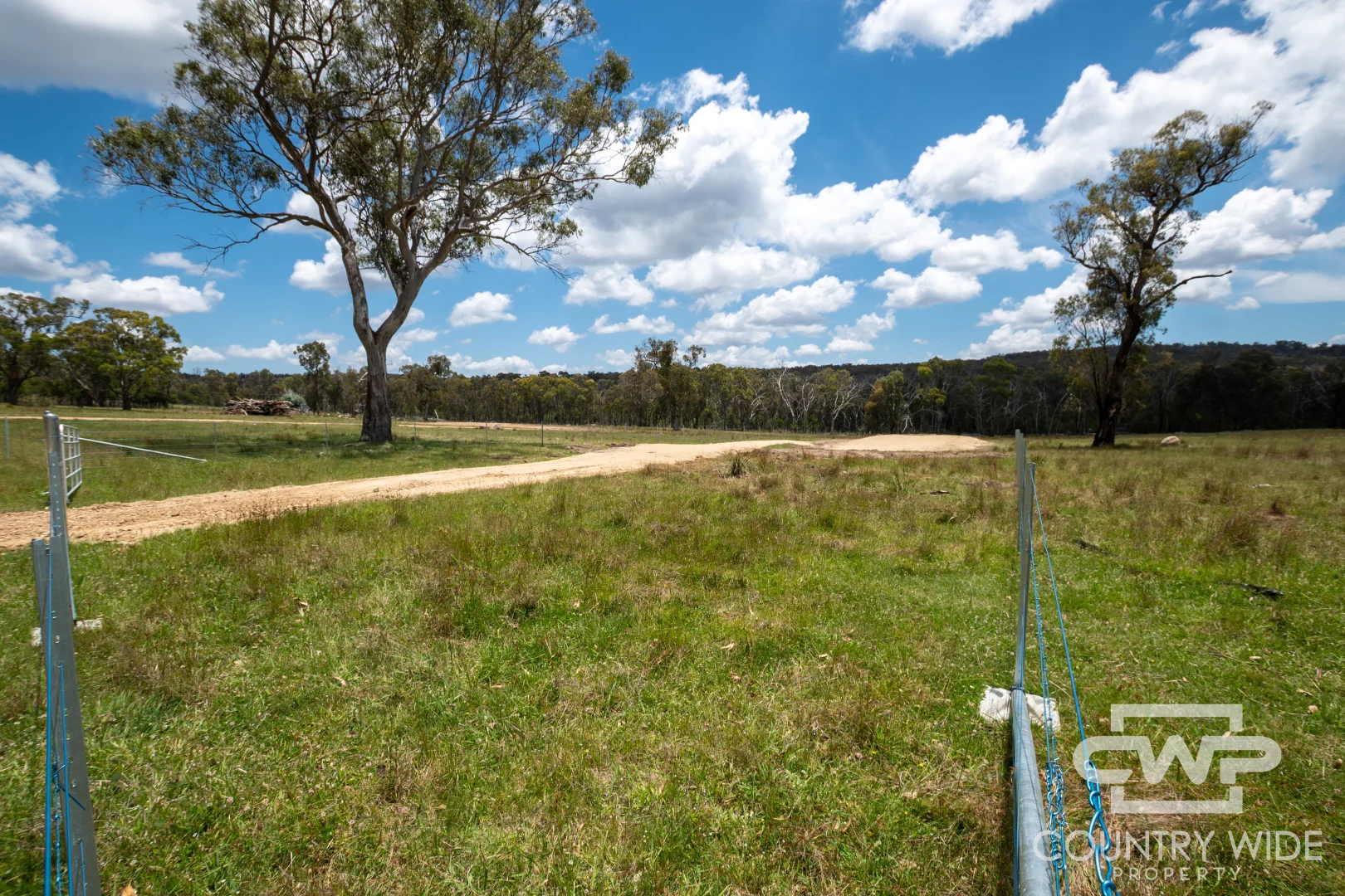 Additional image 5 of 1 Cemetery Rd, Torrington NSW 2371