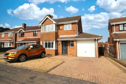 Okement Close, West End SO18