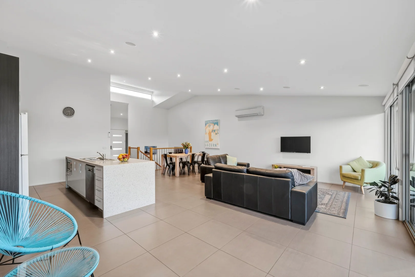 Additional image 4 of 2/83 Ocean Throughway, Ocean Grove VIC 3226