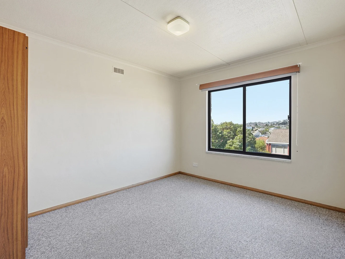 Additional image 10 of 8/19A Paringa Road, Glenorchy TAS 7010