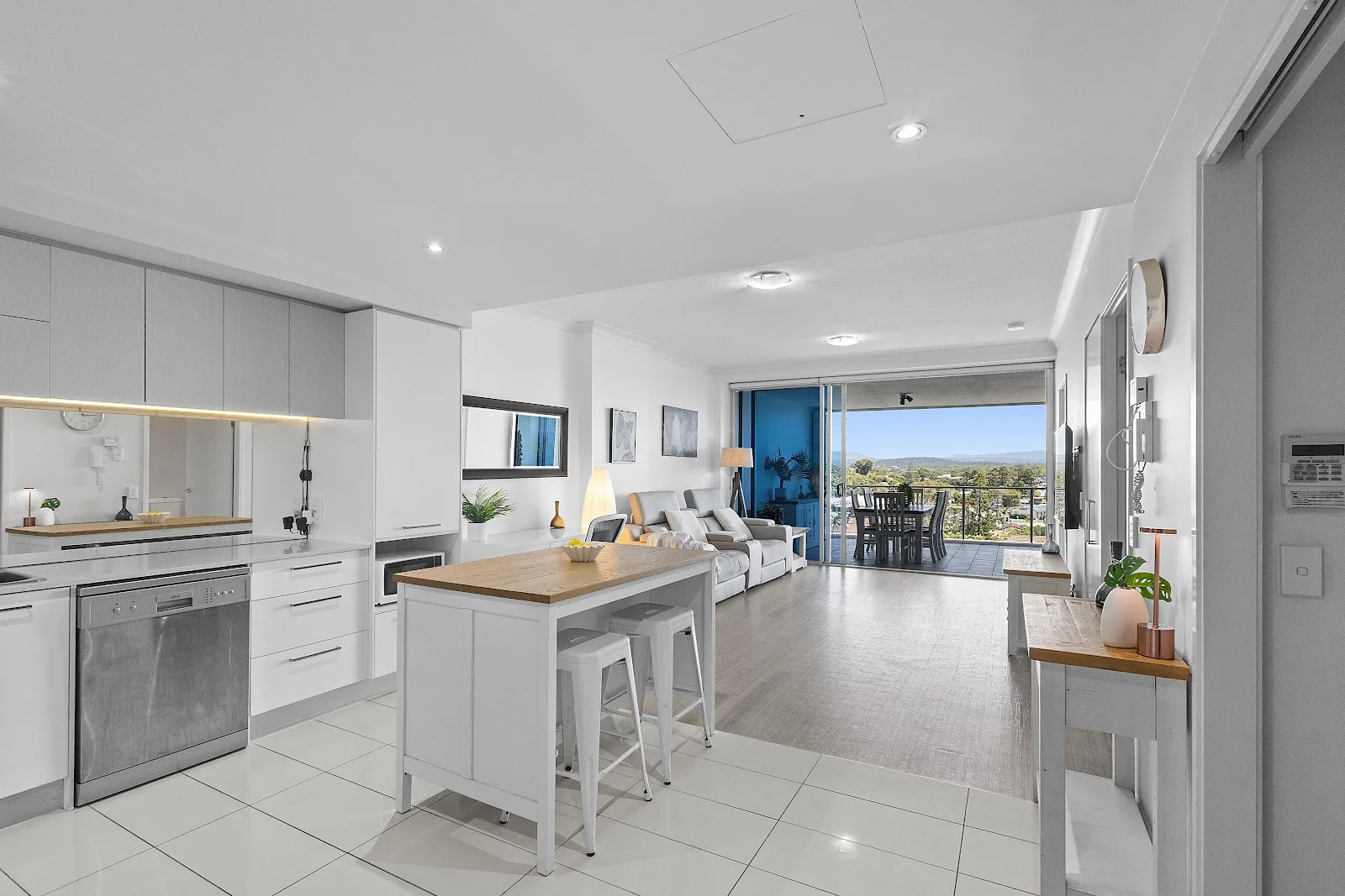 Additional image 6 of 807/430 Marine Parade, Biggera Waters QLD 4216