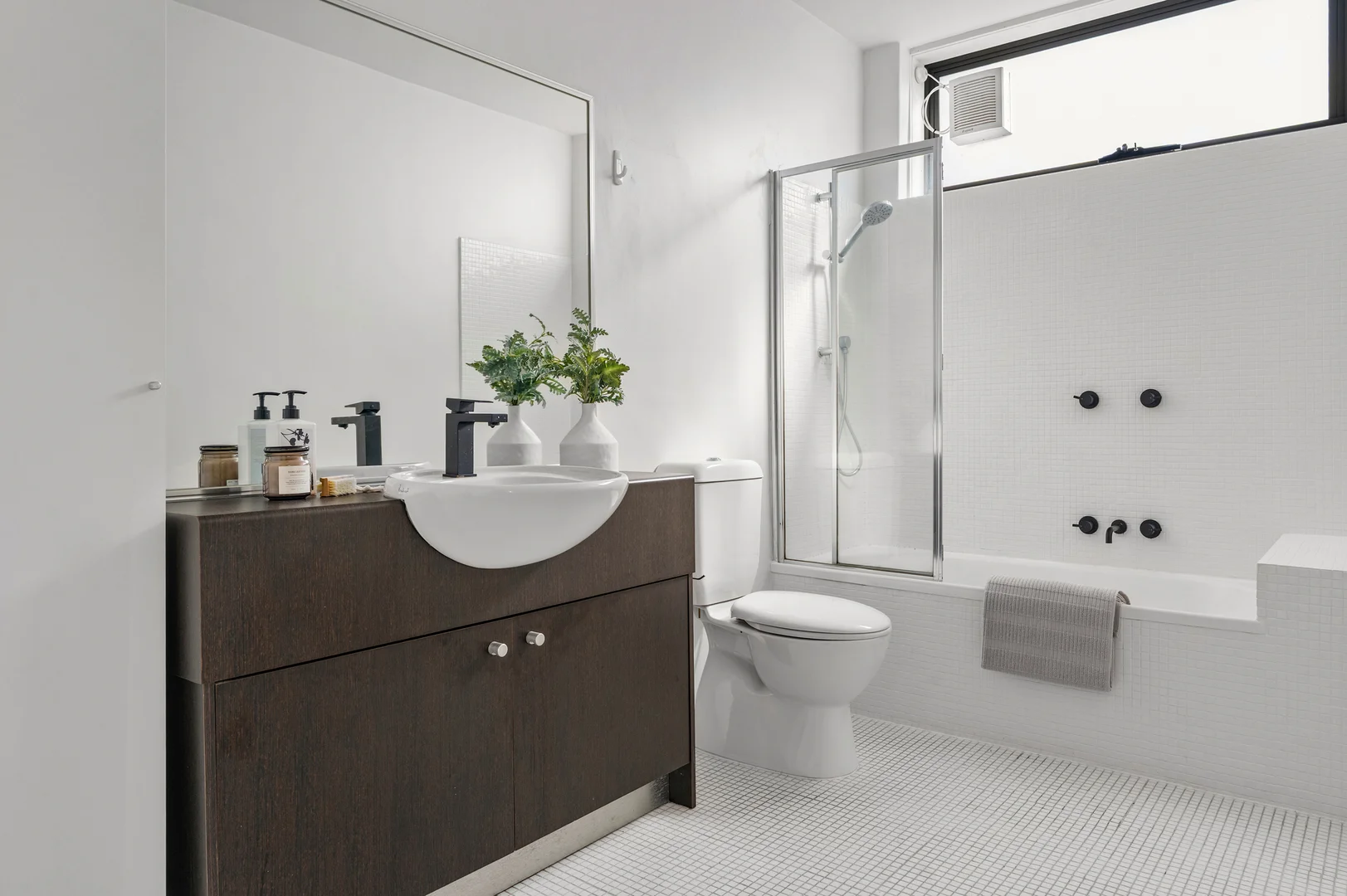 Additional image 10 of 1/63 Cobden Street, Kew VIC 3101