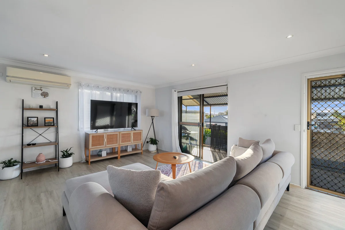 Additional image 7 of 1&2/22 Adelong Crescent, Buddina QLD 4575