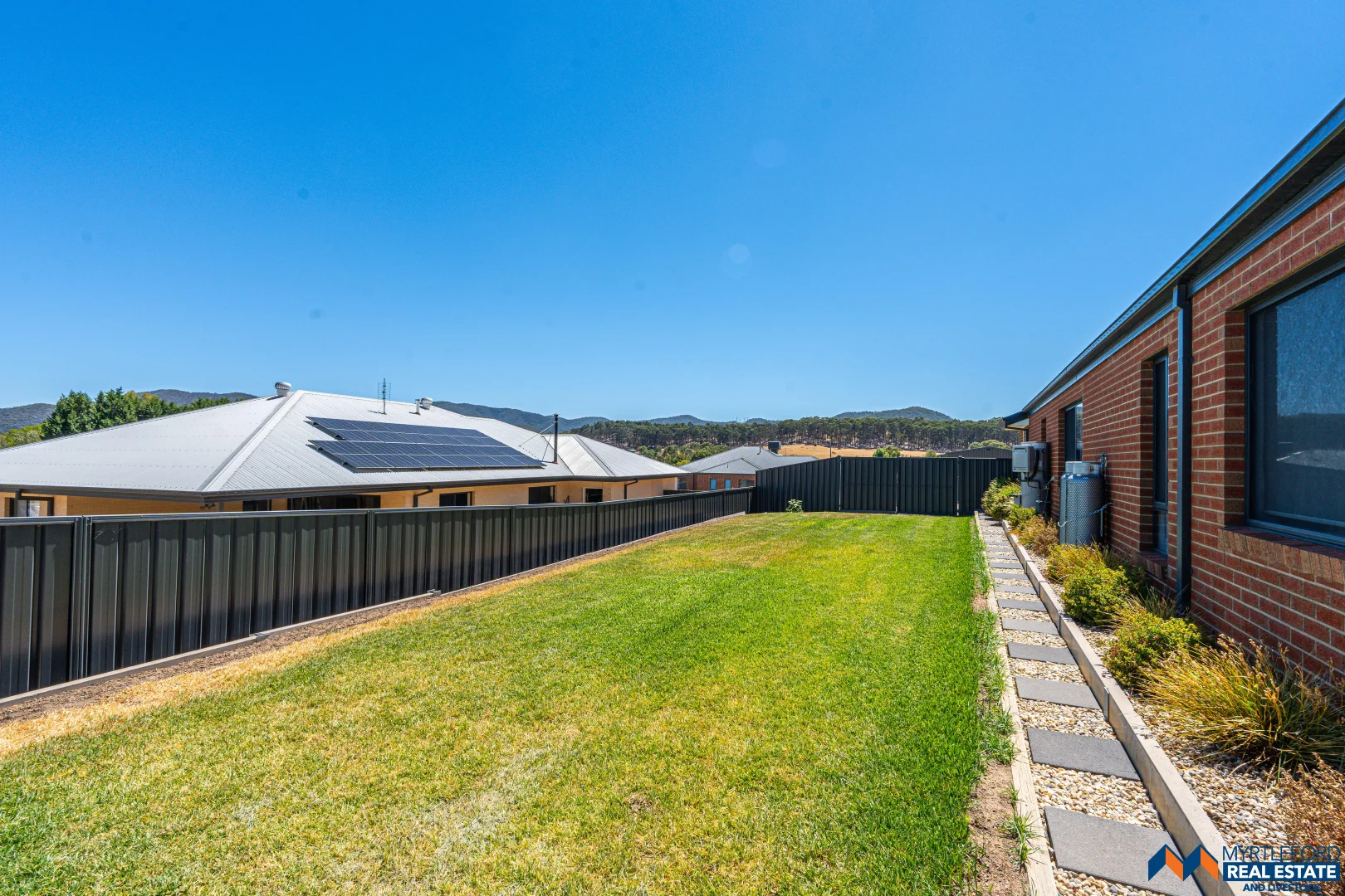 Additional image 31 of 4 Washington Parade, Myrtleford VIC 3737