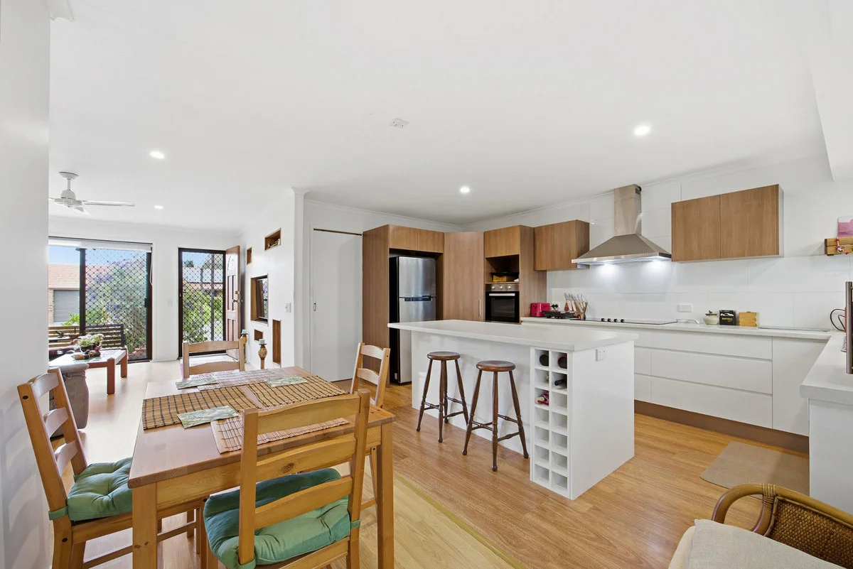 Additional image 6 of 2/4 Cassandra Crescent, Labrador QLD 4215