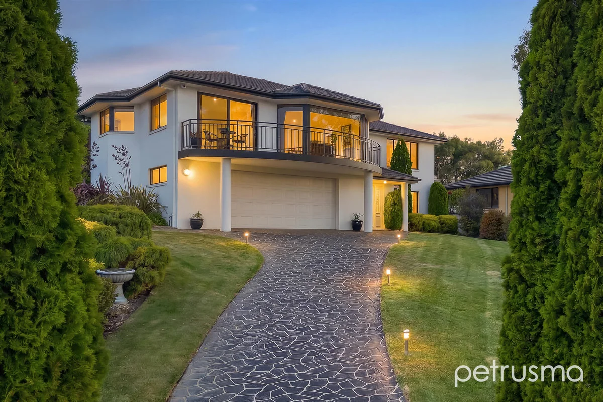 286 Carella Street, Tranmere TAS 7018