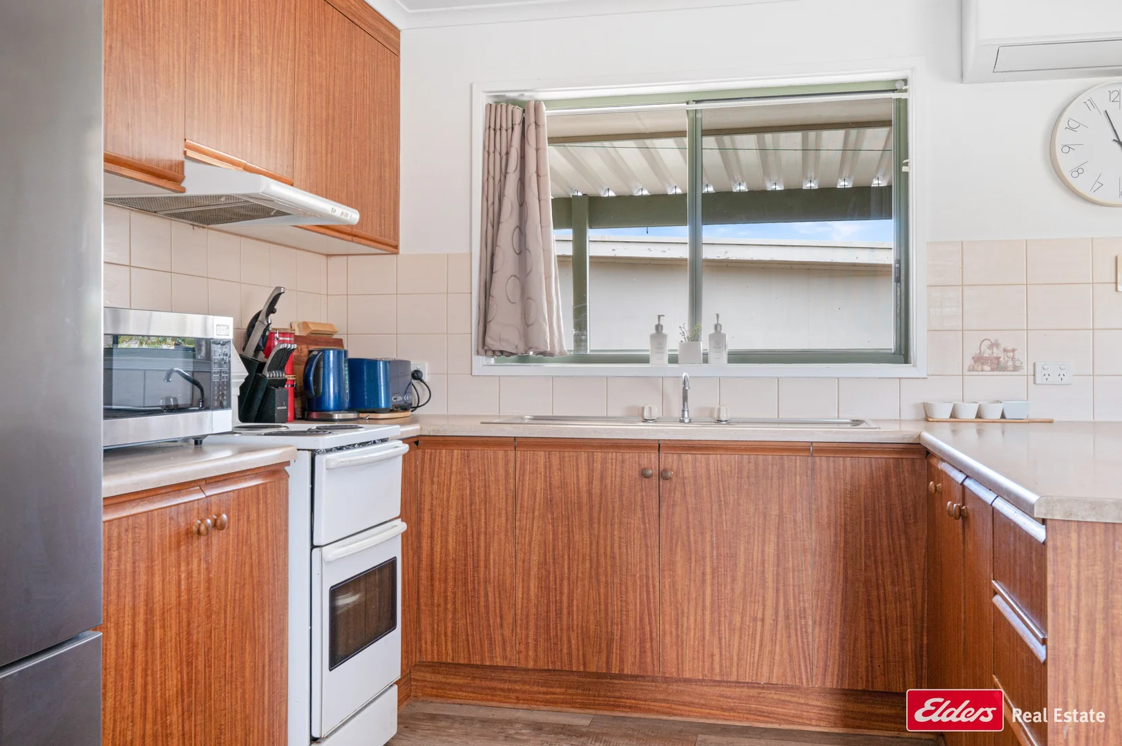 Additional image 8 of 2 Seaview Drive, Kingston Se SA 5275