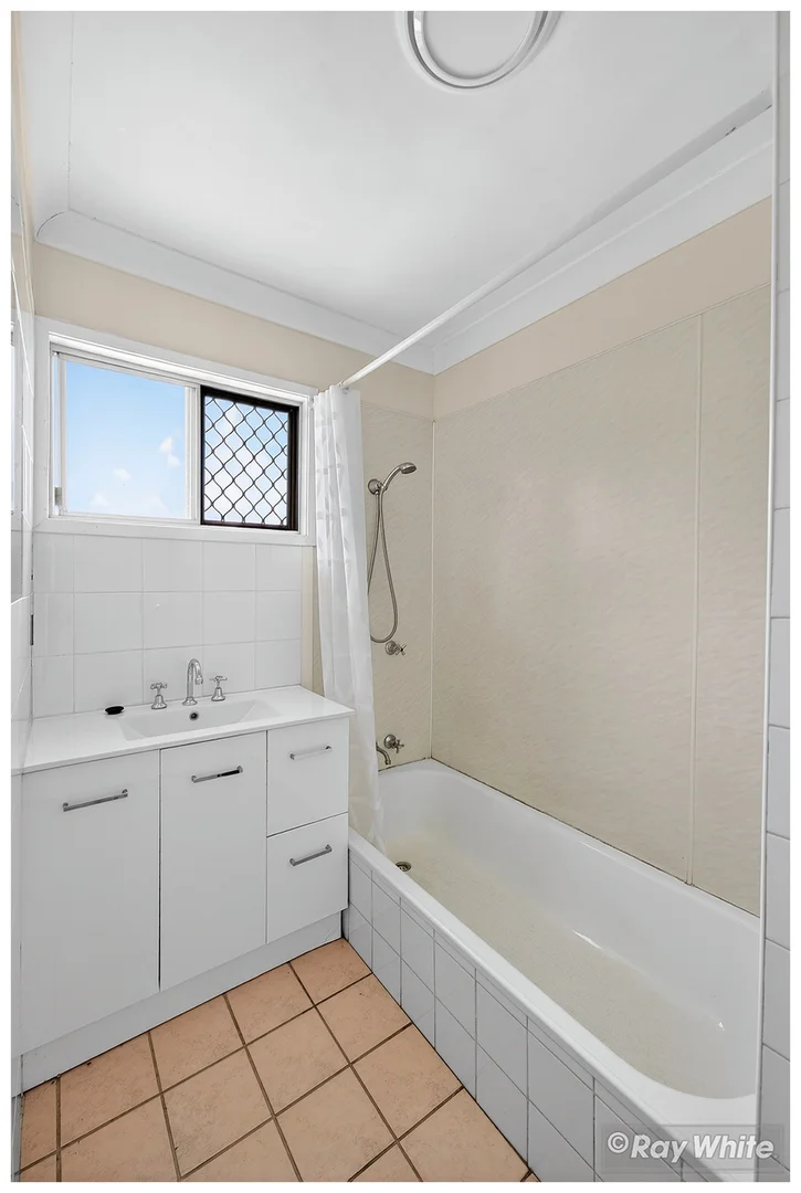 Additional image 39 of 17 Weaver Street, Norman Gardens QLD 4701