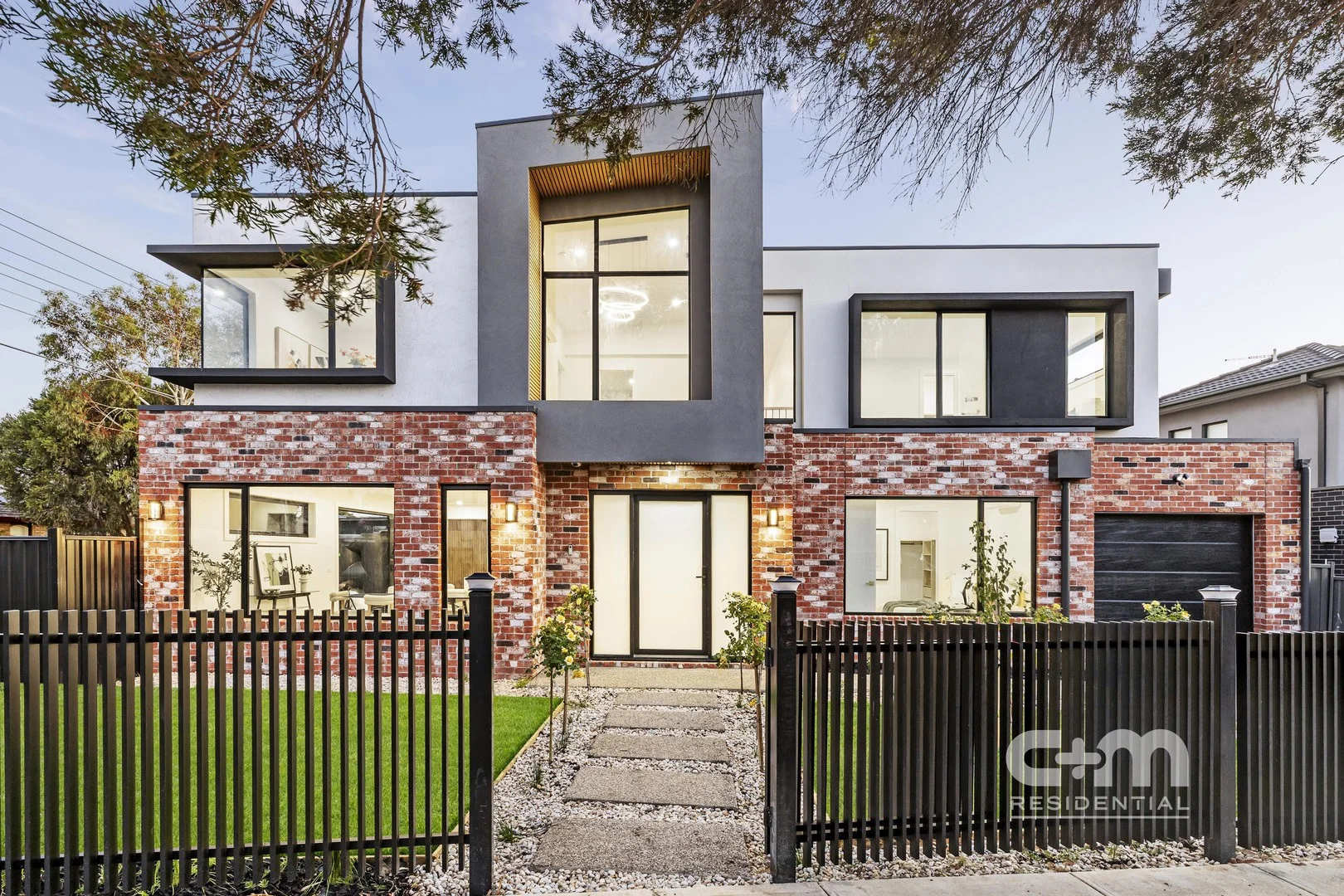 1 Lex Grove, Oak Park VIC 3046
