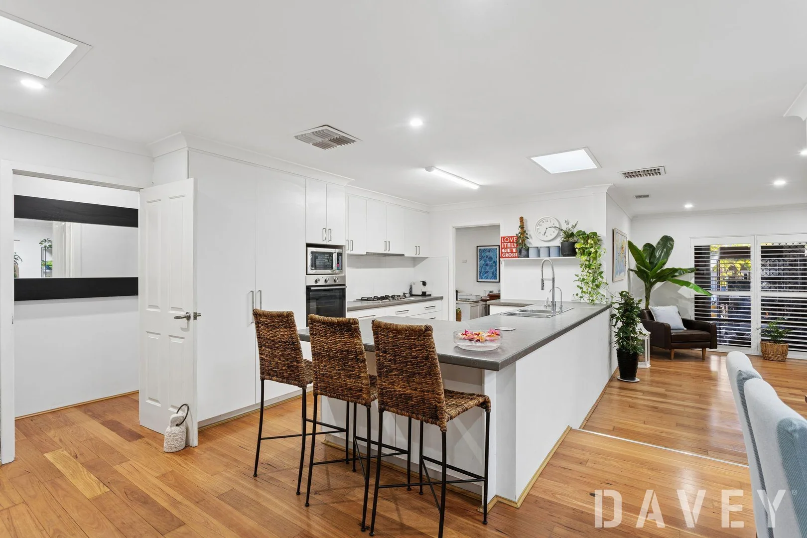 Additional image 2 of 9 Romford Place, Kingsley WA 6026