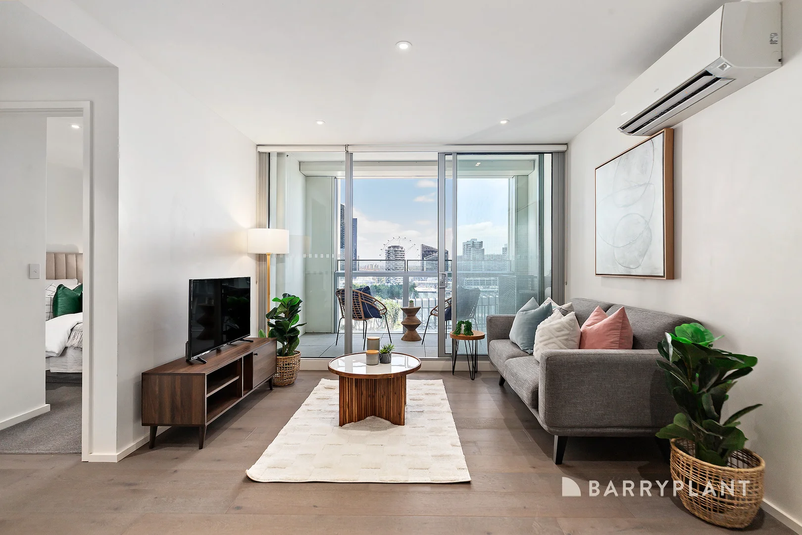 Additional image 3 of 1007W/888 Collins Street, Docklands VIC 3008