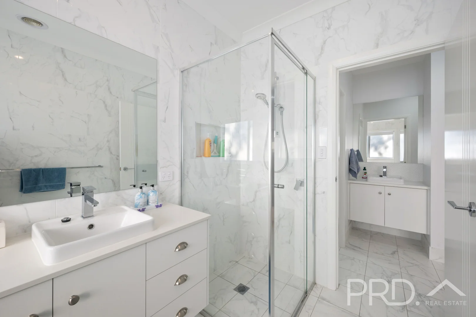 Additional image 16 of 228 Wynyard Street, Tumut NSW 2720