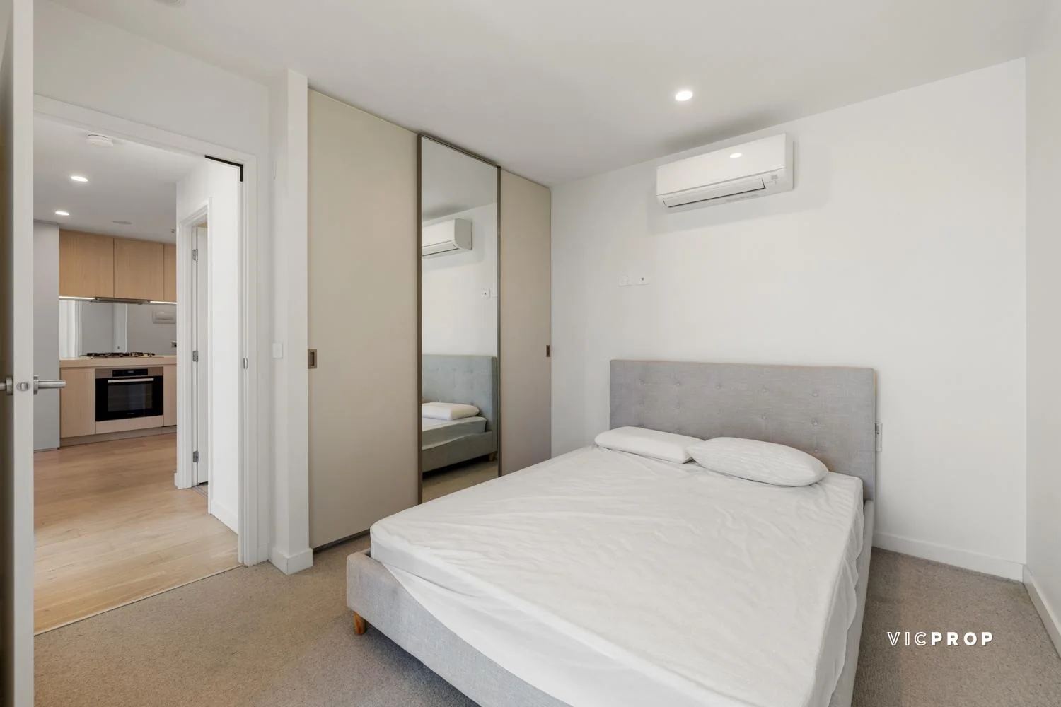 Additional image 5 of 2109/105 Batman Street, West Melbourne VIC 3003
