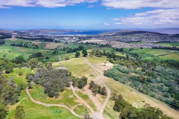 Additional image 7 of 1 and 2 Fallow Drive, Cambridge TAS 7170