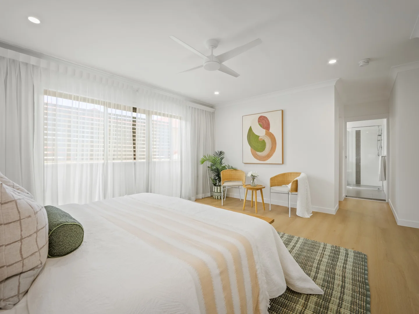 Additional image 13 of 2/111 Pohlman Street, Southport QLD 4215