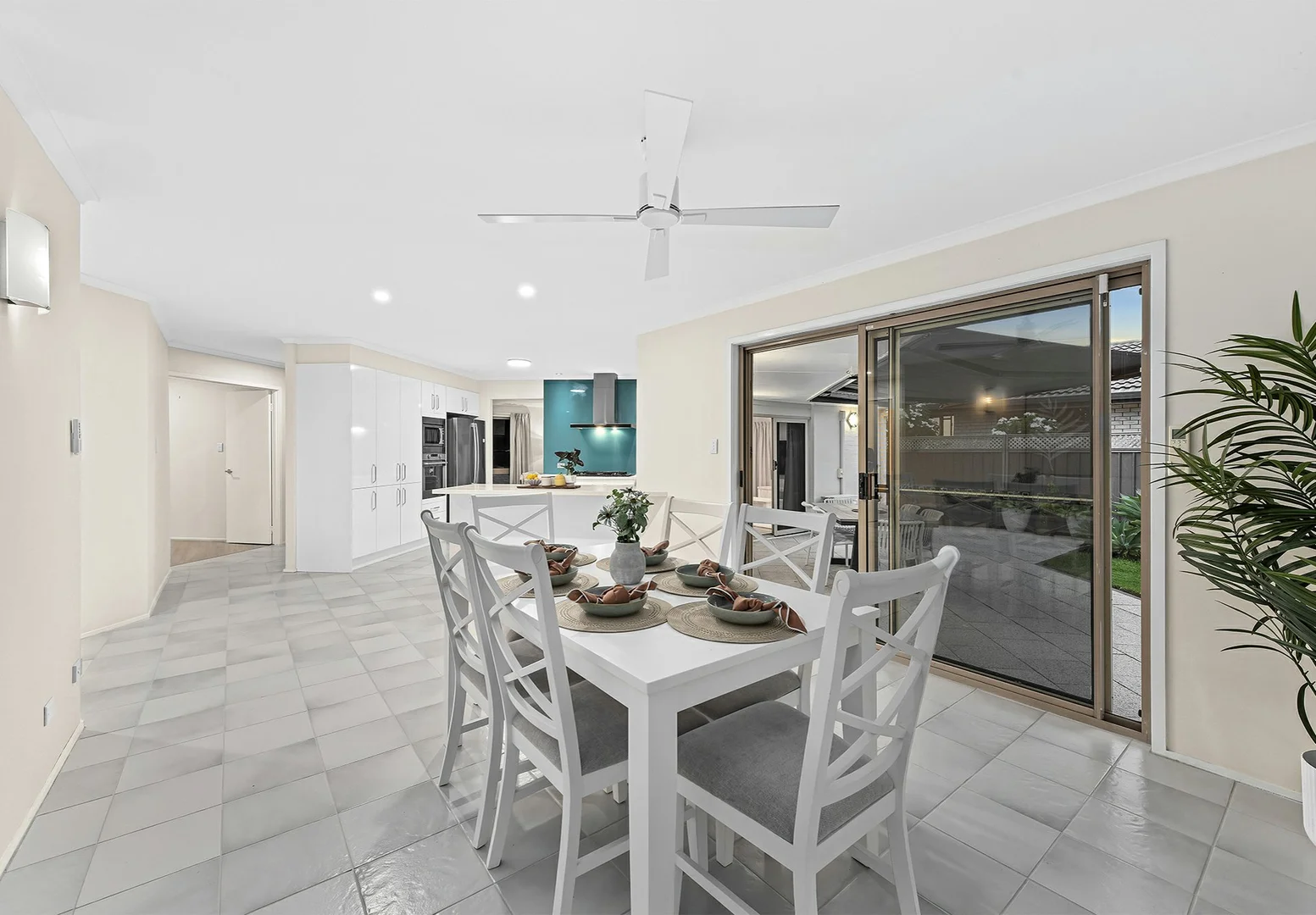 Additional image 12 of 6 Harvey Place, Wishart QLD 4122
