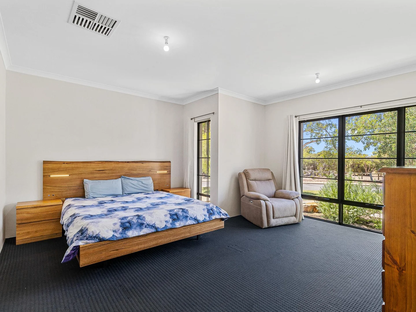 Additional image 10 of 21 Clarendon Circuit, Lakelands WA 6180