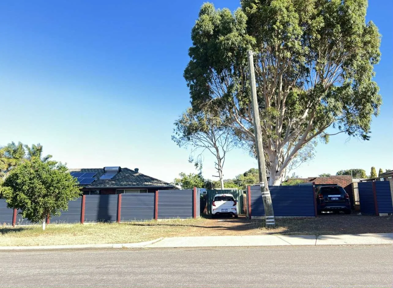 10 Kenny Crescent, Rangeway WA 6530