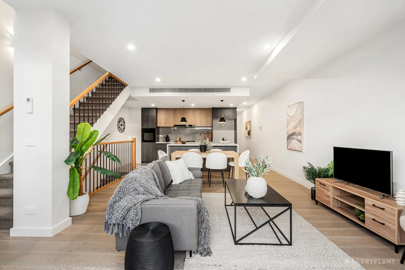 Additional image 2 of 4/30 Churchill Street, Doncaster East VIC 3109