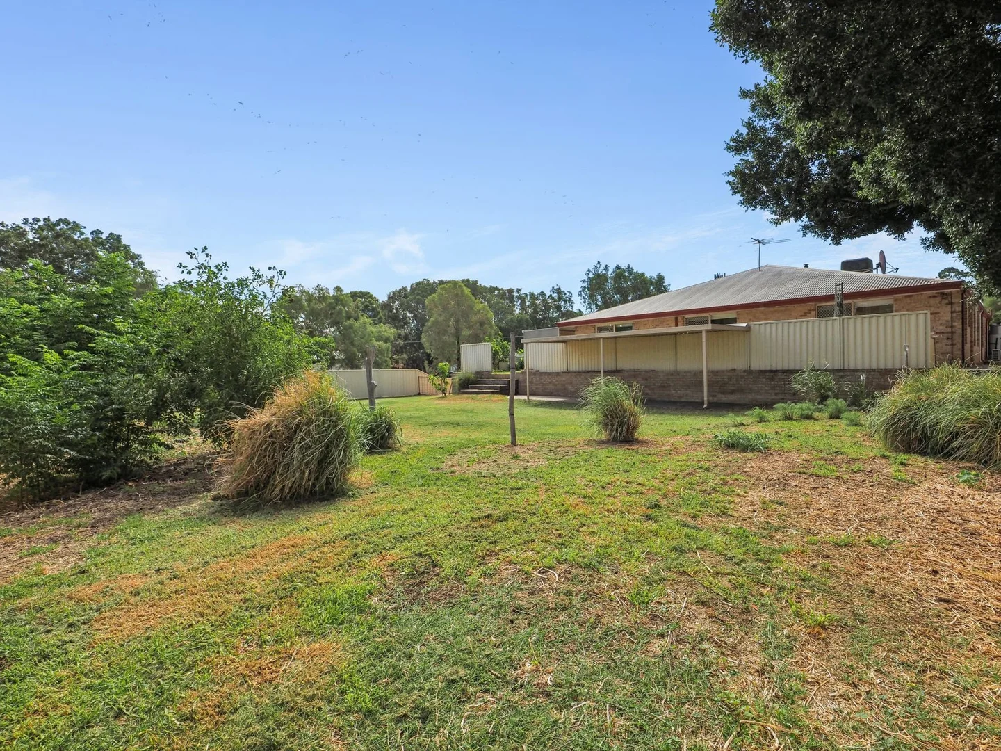 Additional image 3 of 39 Holmesdale Road, Woodbridge WA 6056