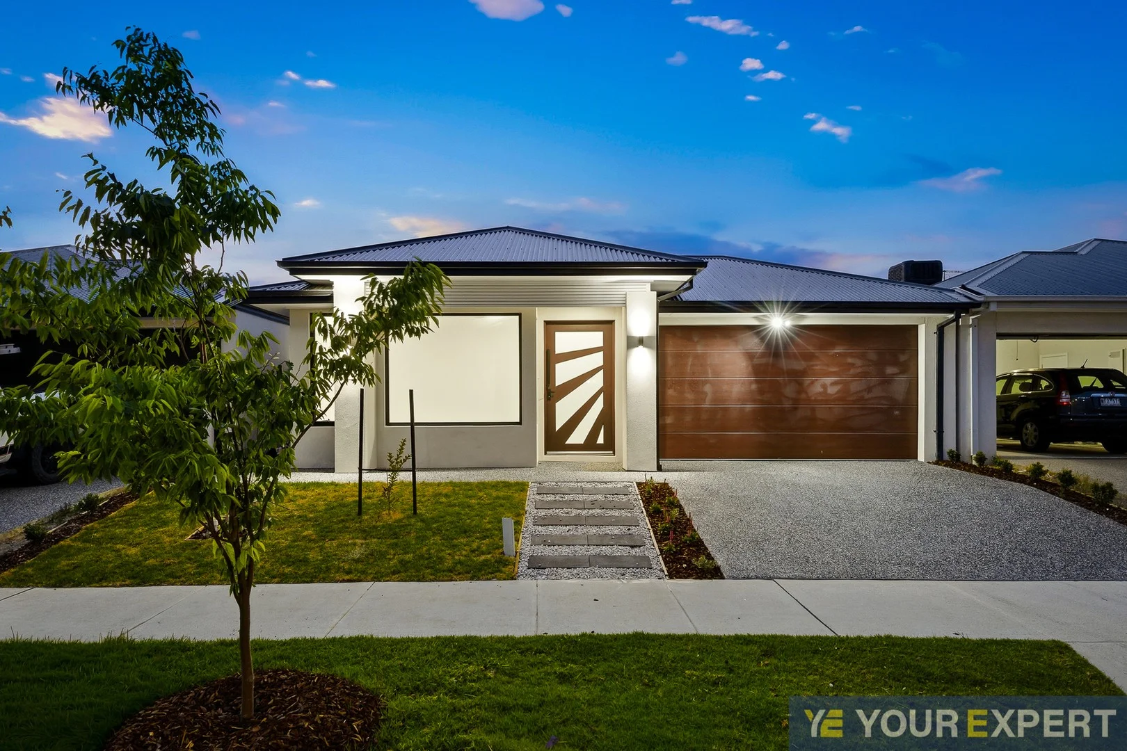 4 Thulian Street, Clyde North VIC 3978