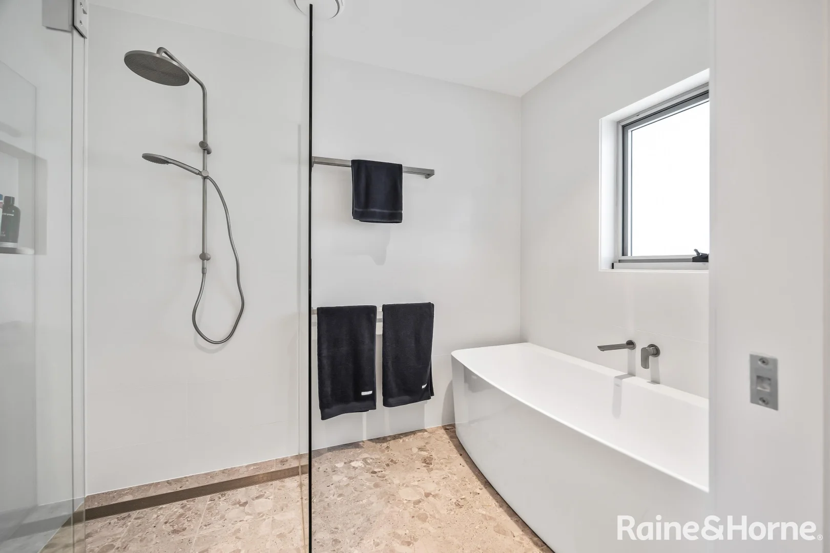 Additional image 24 of 21 Booth Avenue, Narrawallee NSW 2539