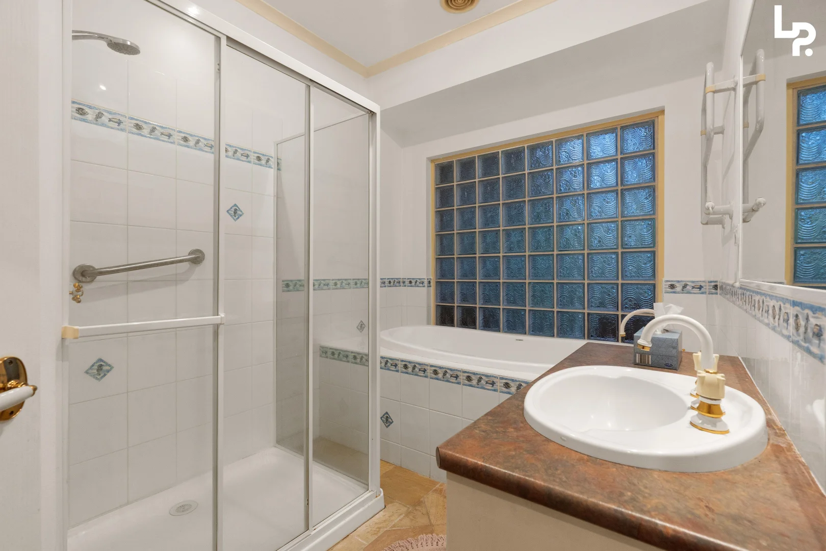 Additional image 16 of 3 Fairholme Boulevard, Berwick VIC 3806