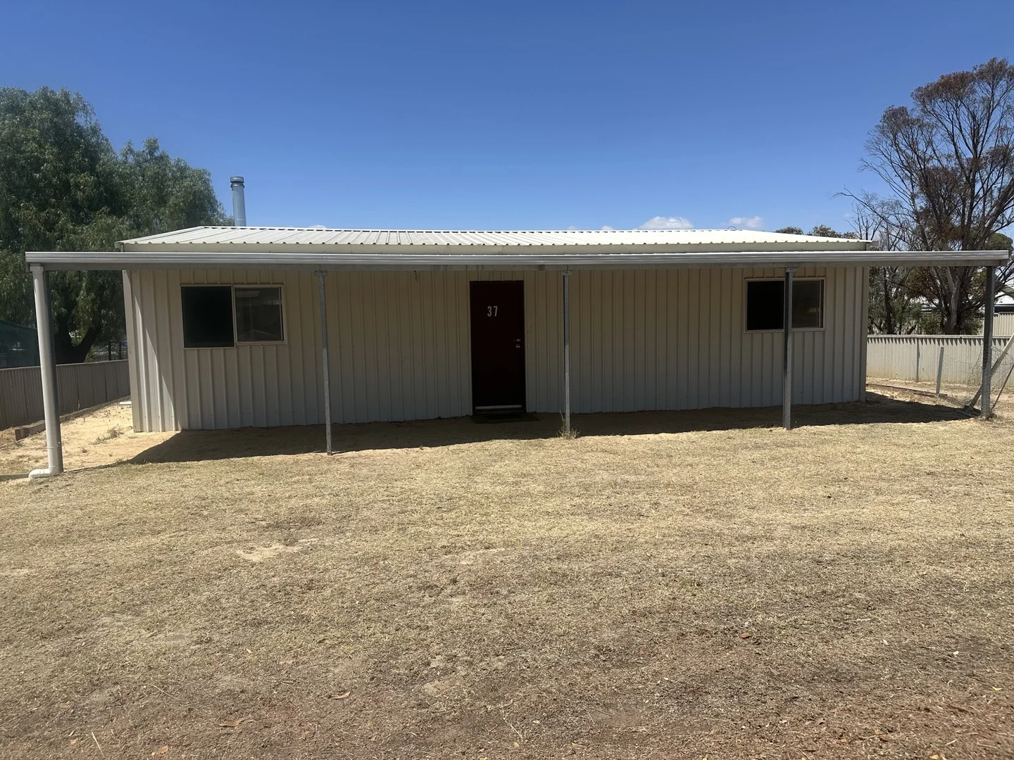 37 Taylor Street, Dumbleyung WA 6350