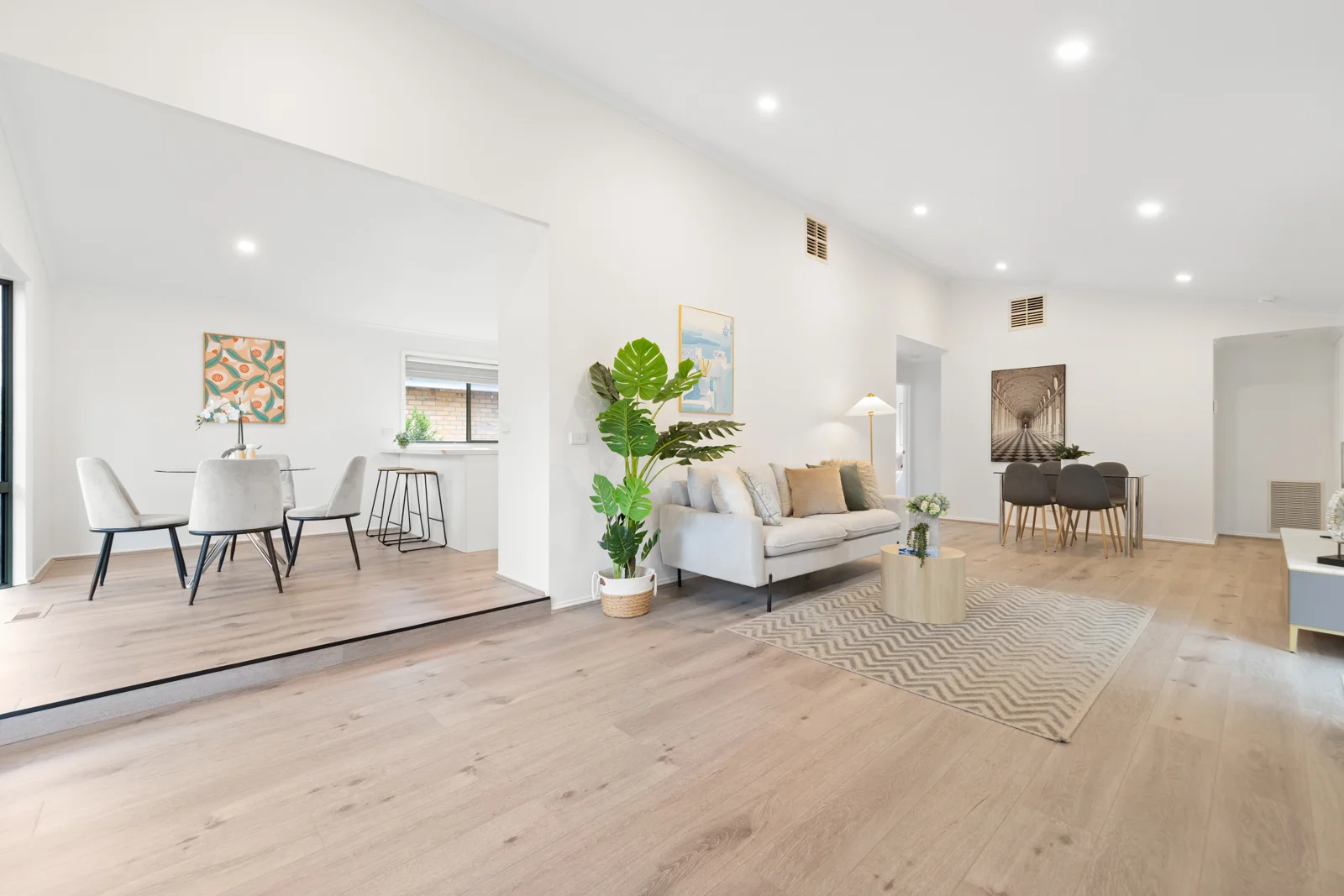 91 Husband Road, Forest Hill VIC 3131