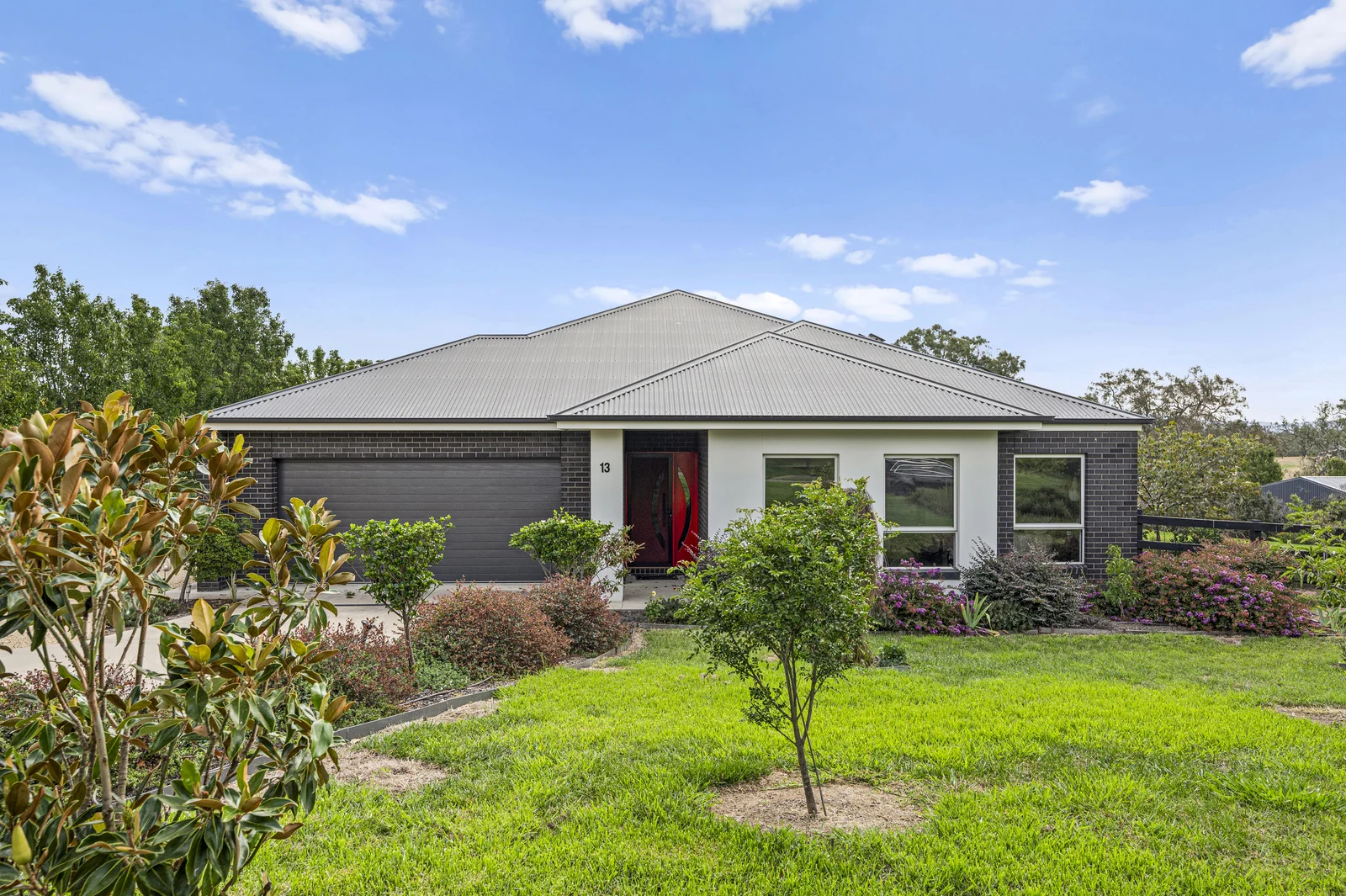 Additional image 2 of 13 Oaksford Drive, Mansfield VIC 3722