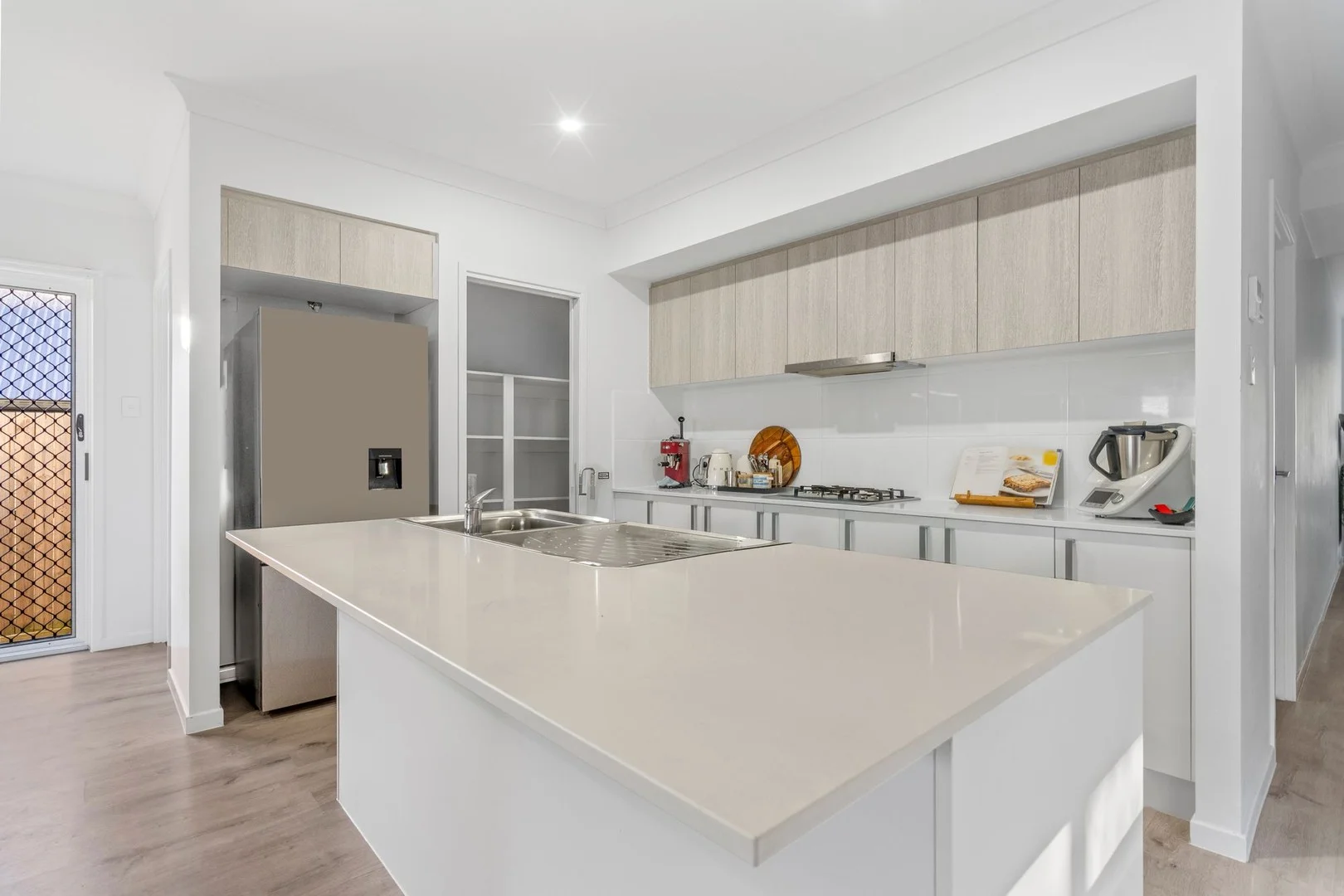 15 Byfield Place, Yarrabilba QLD 4207