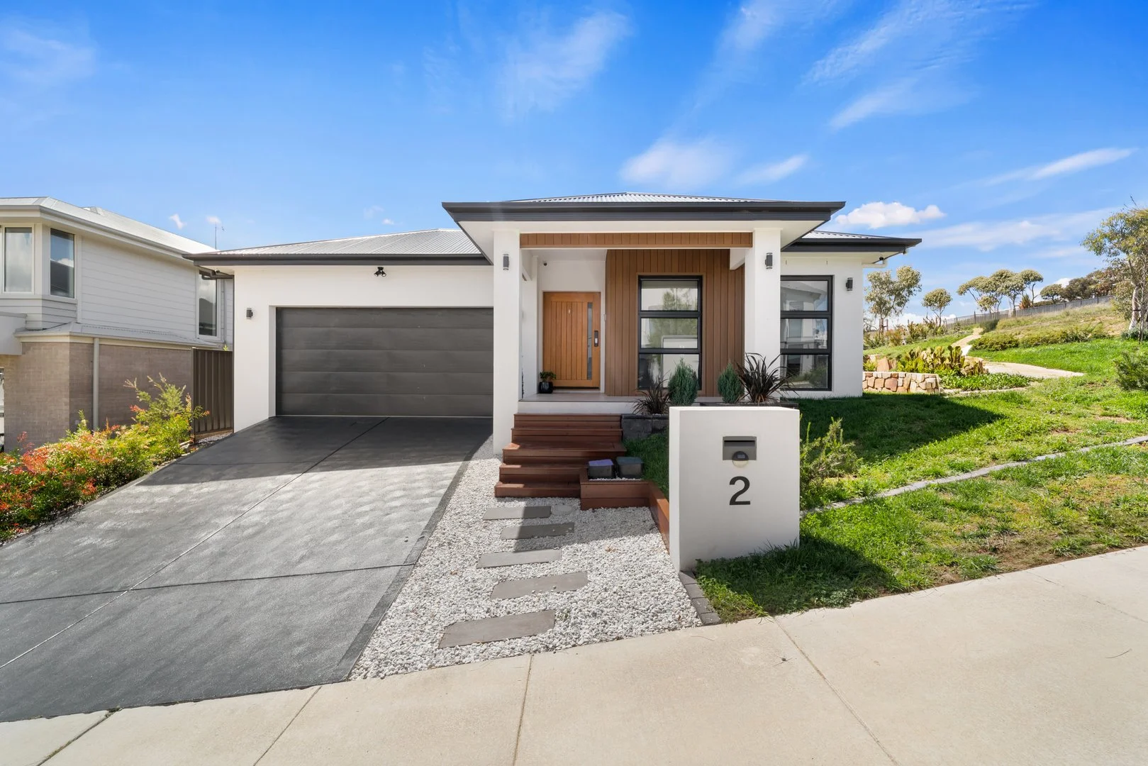 2 Mccauley Avenue, Googong NSW 2620