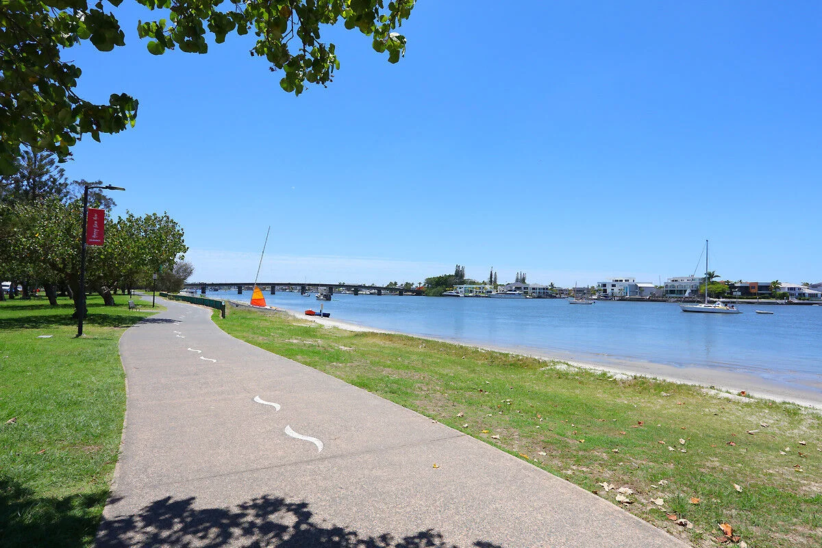 Additional image 37 of 1/27 Eider Avenue, Paradise Point QLD 4216