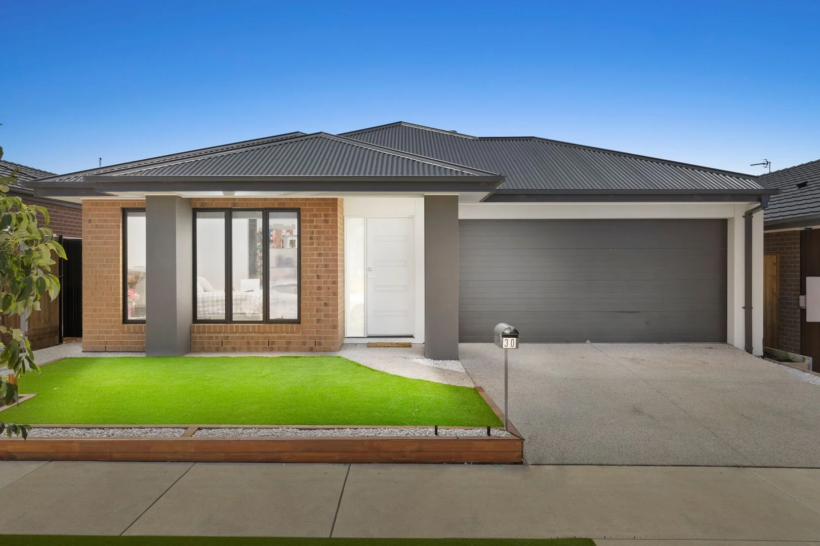 30 Allansford Crescent, Armstrong Creek VIC 3217