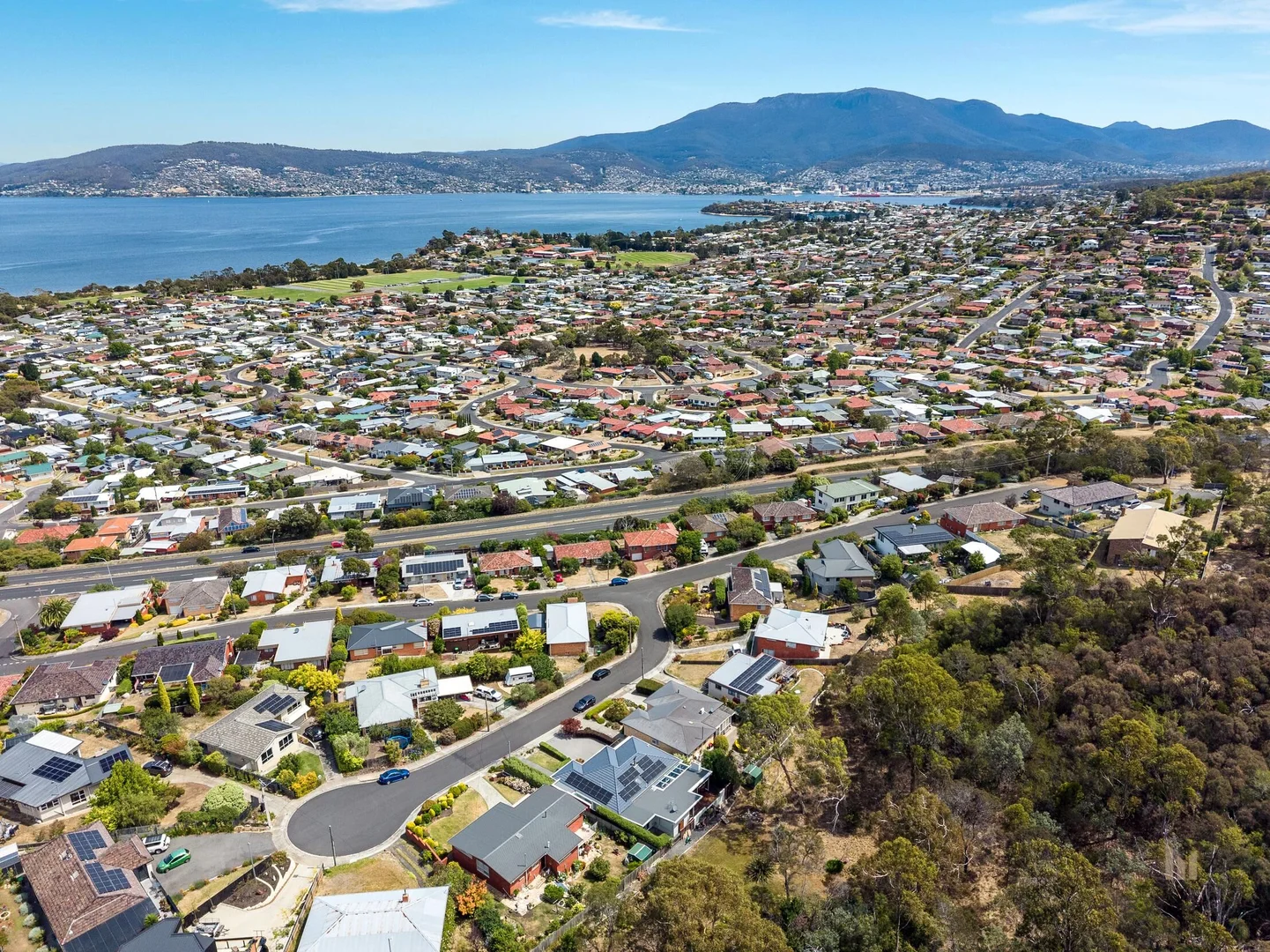 Additional image 29 of 53 Sirius Street, Howrah TAS 7018