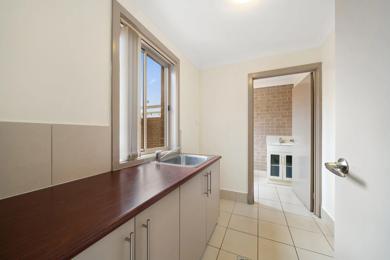 Additional image 6 of 2/27 Henderson Road, Queanbeyan NSW 2620