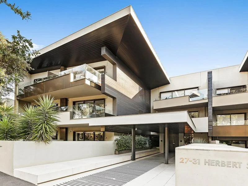 205/27-31 Herbert Street, St Kilda VIC 3182