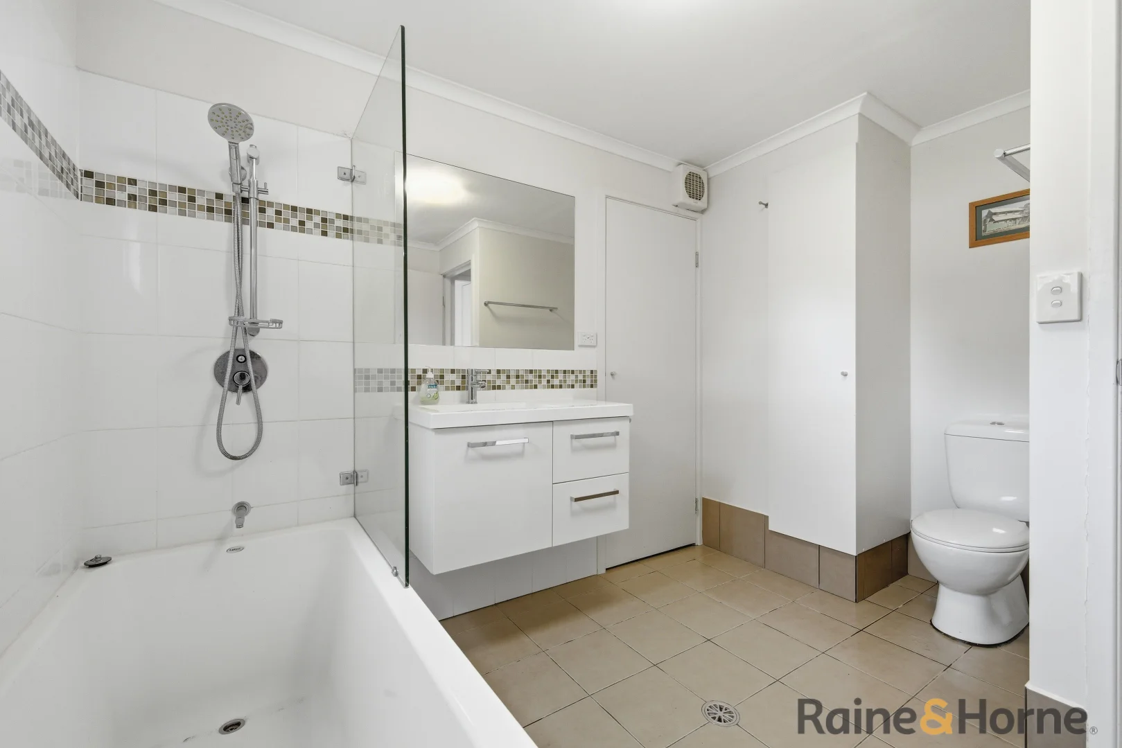 Additional image 24 of 75 Edward Road, Batehaven NSW 2536