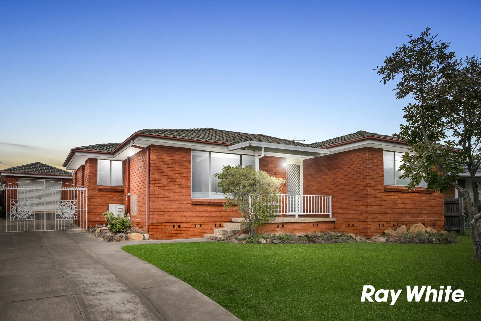 5 Abercrombie Avenue, Seven Hills NSW 2147