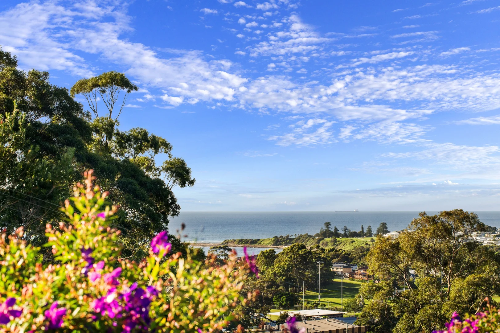 2B Mason Street, Thirroul NSW 2515