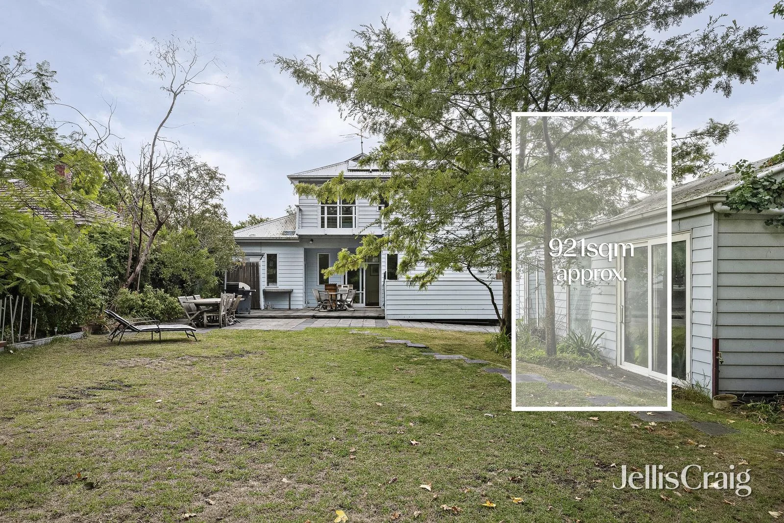 11 Rowell Avenue, Camberwell VIC 3124