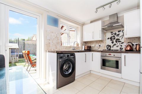 Taylor Close, Woolston SO19