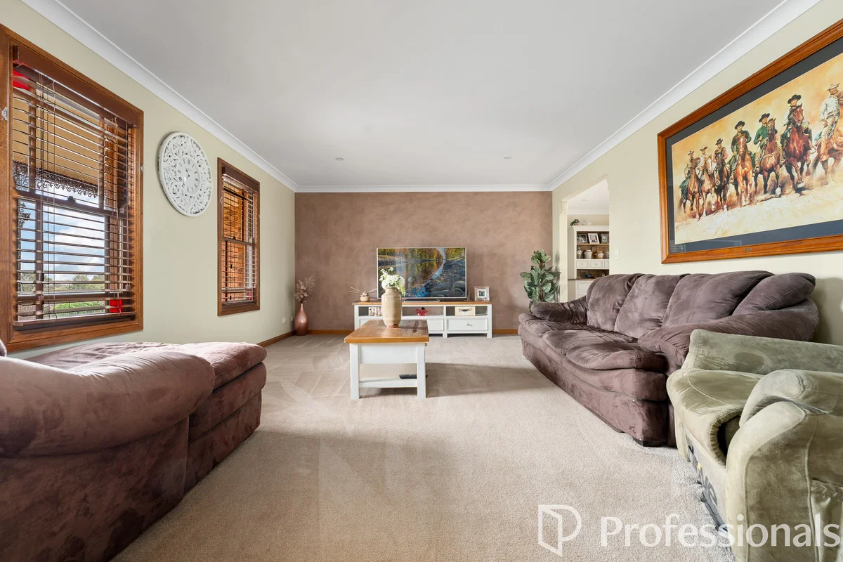 17 Cypress Crescent, Kelso NSW 2795 photo 5