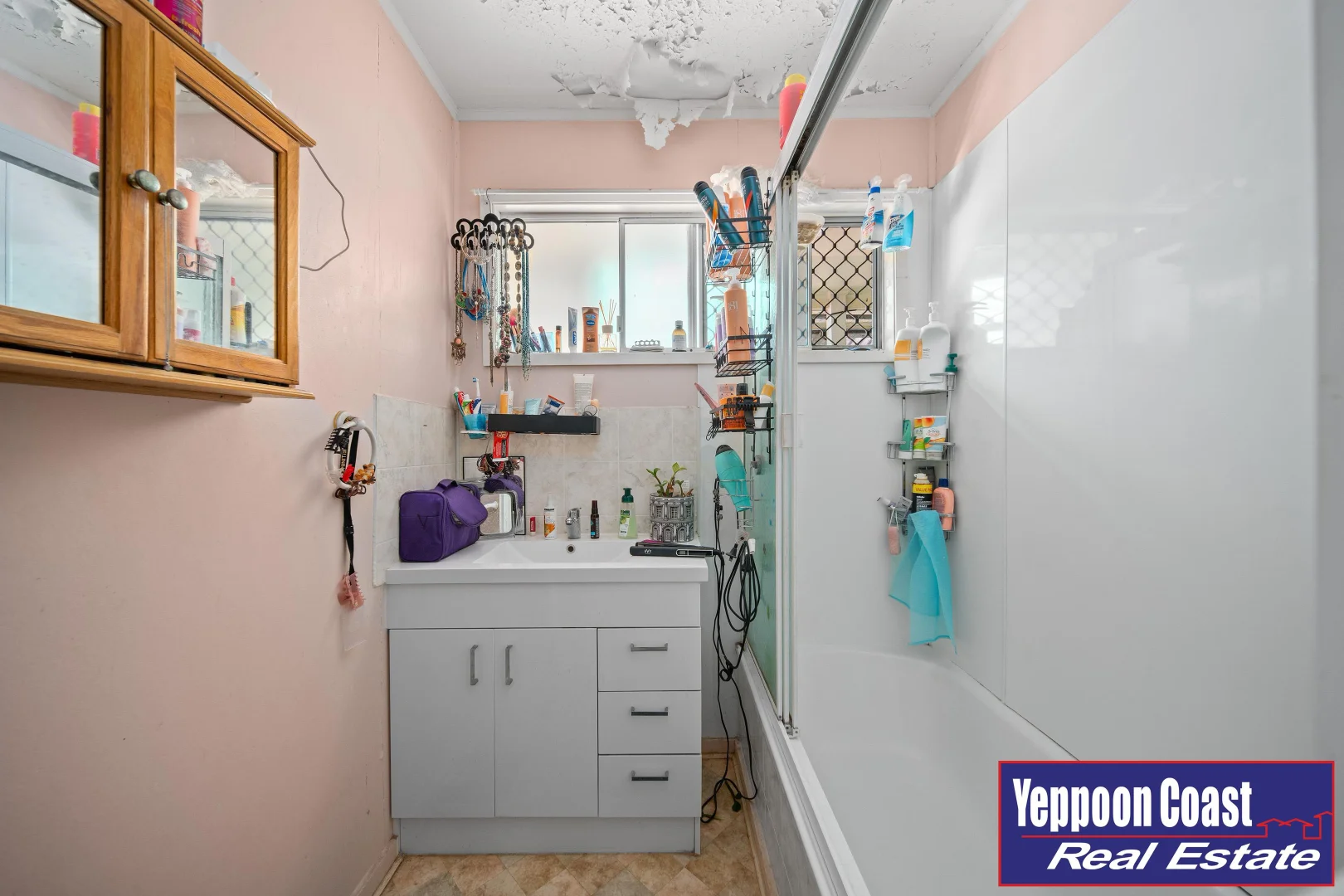 Additional image 8 of 3 Bottletree Avenue, Blackwater QLD 4717