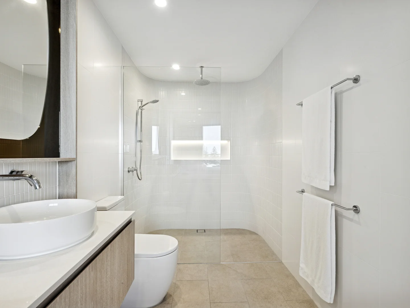 Additional image 13 of 502/180 Marine Parade, Labrador QLD 4215