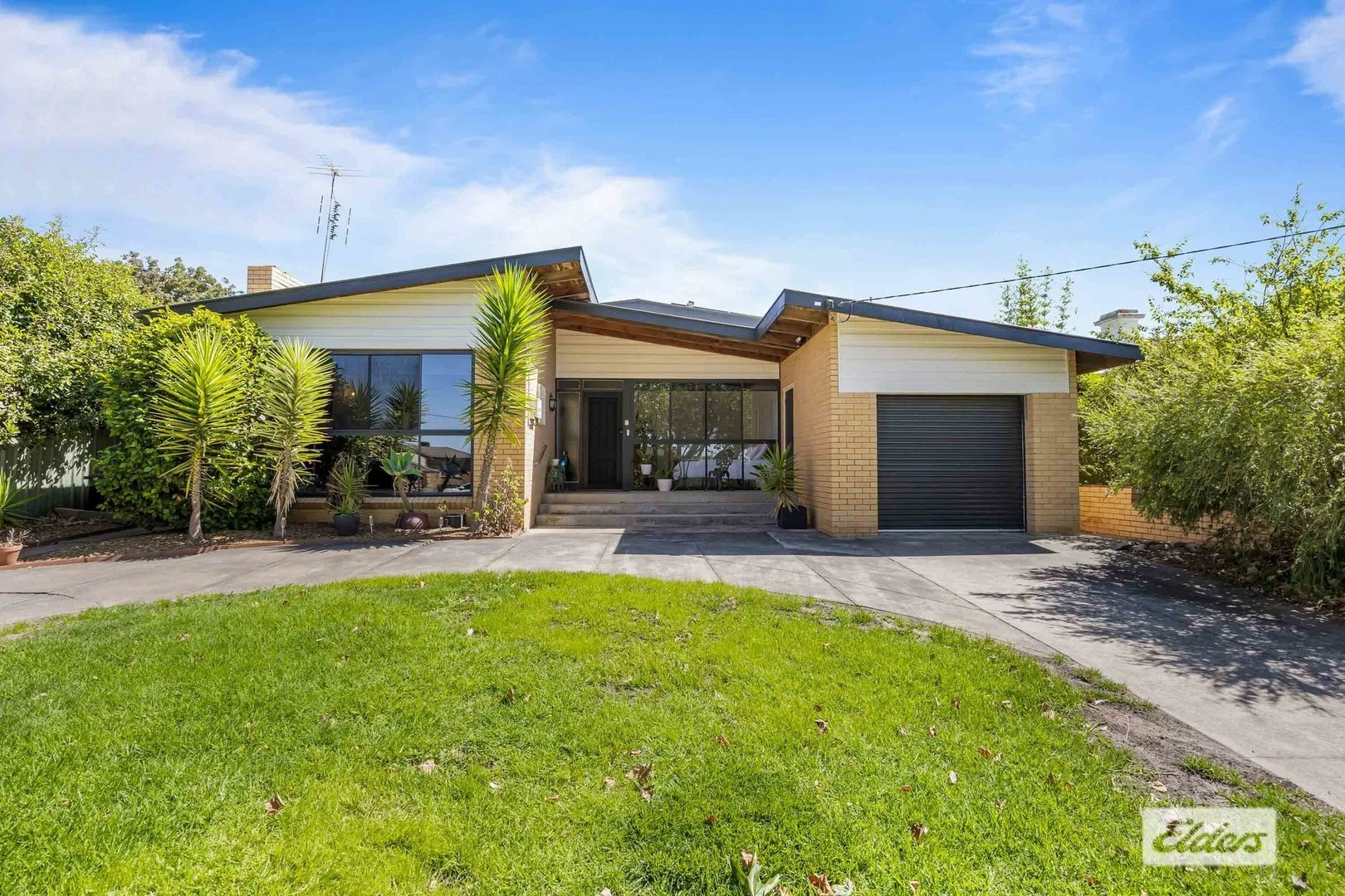 48 Barkly Street West, Ararat VIC 3377
