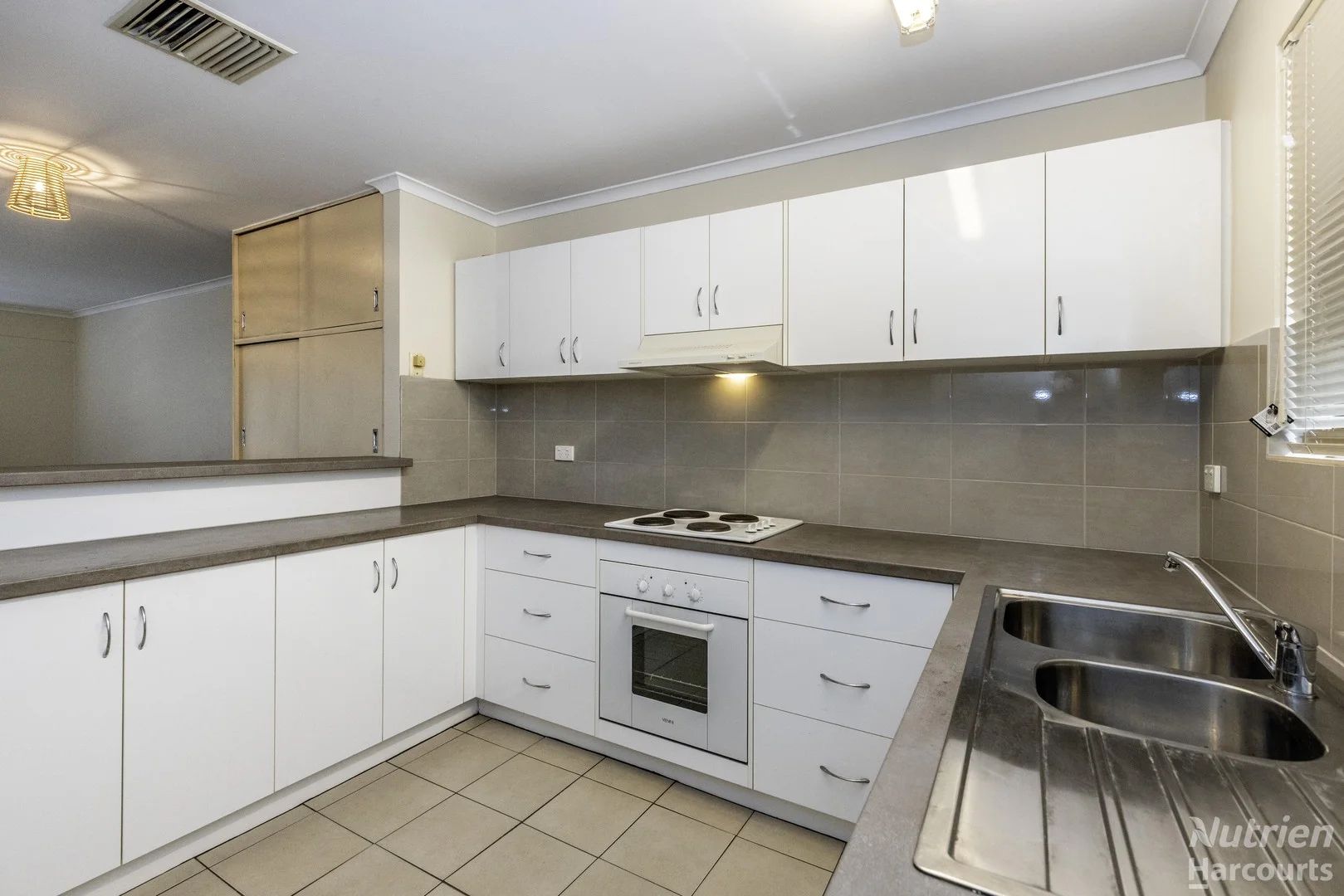 1/6 Triodia Court, Sadadeen NT 0870