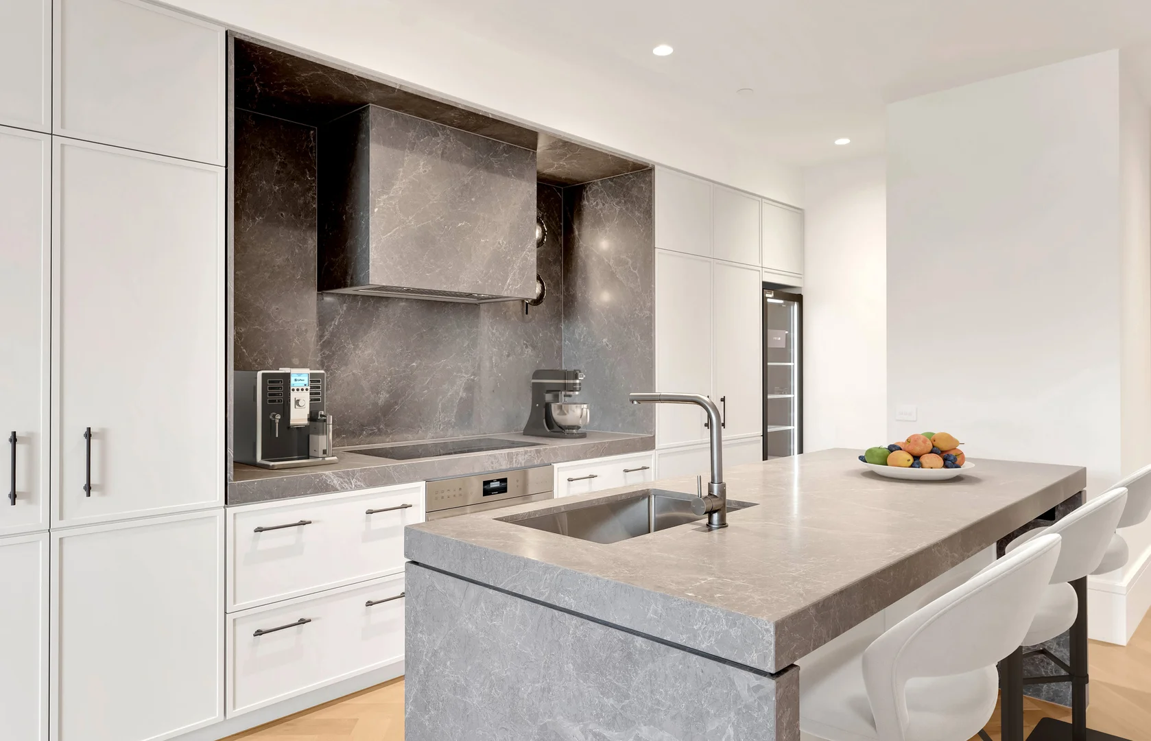 Additional image 8 of 103/372-380 Albert Street, East Melbourne VIC 3002