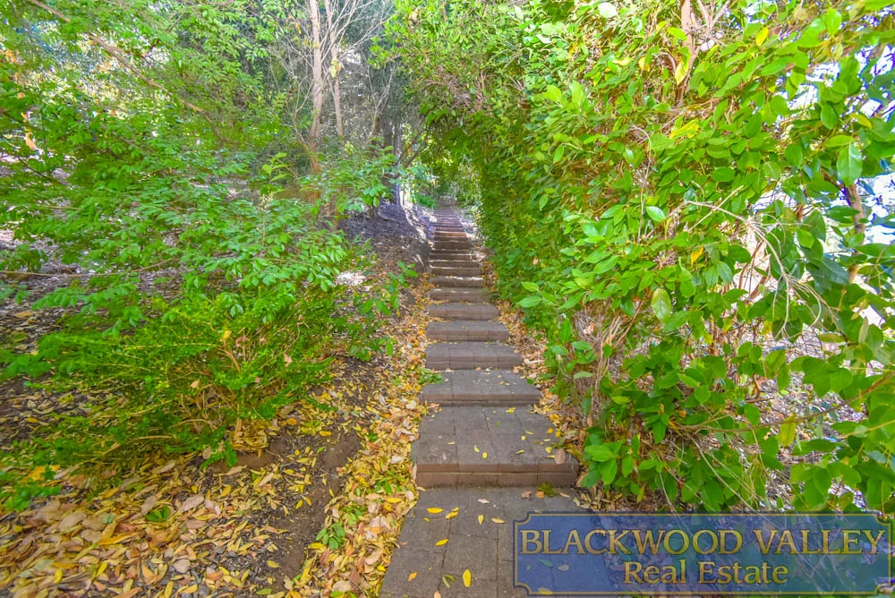 Additional image 16 of 17 Apex Grove, Bridgetown WA 6255