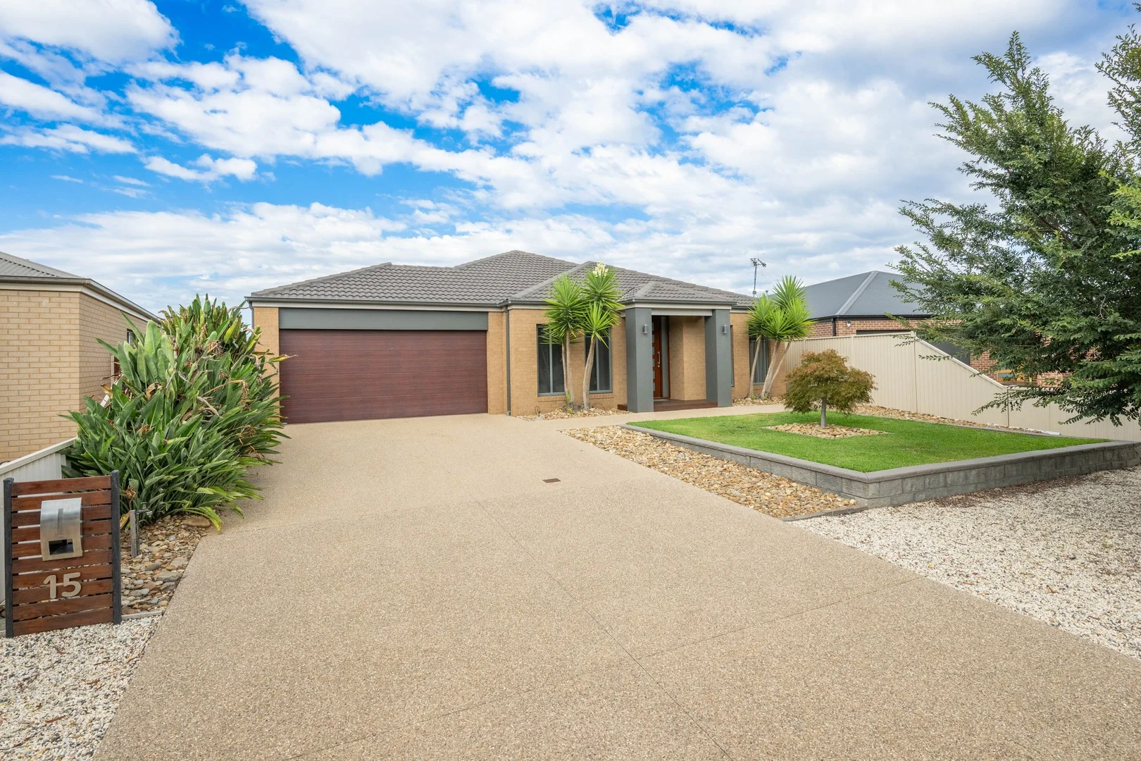 15 Prospect Crescent, Kialla VIC 3631